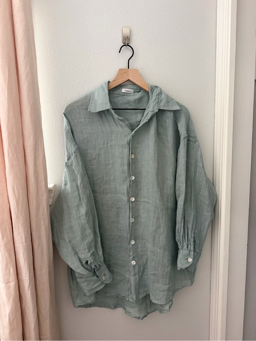 Vitamin A Linen Top. Size S.